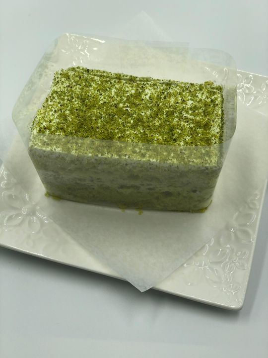 Pistachio Cake